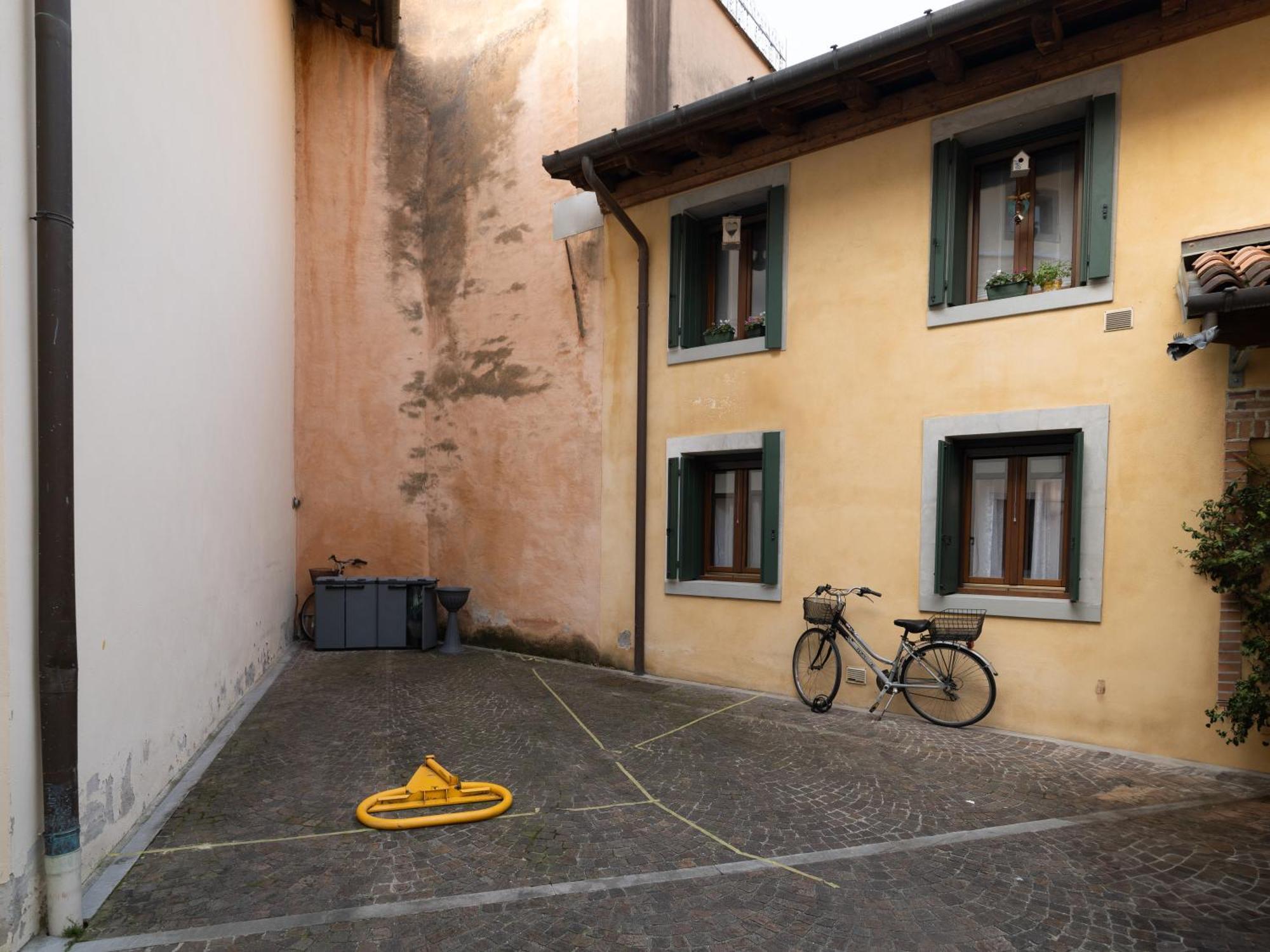 Appartamento Bonbon, Centro Storico Con Parcheggio Гориция Экстерьер фото